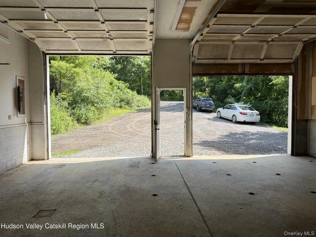 37 Beesmer Road Property Photo 10