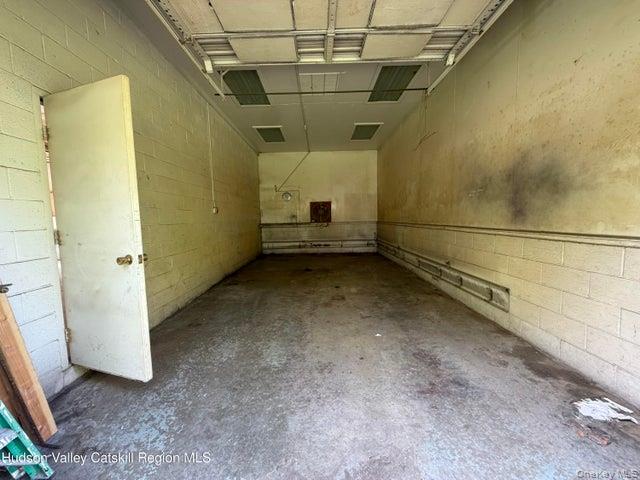 37 Beesmer Road Property Photo 12