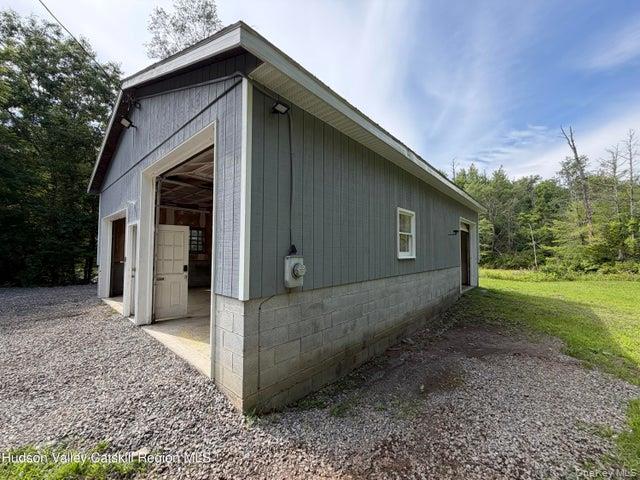 37 Beesmer Road Property Photo 17