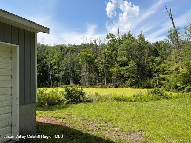 37 Beesmer Road Property Photo 20