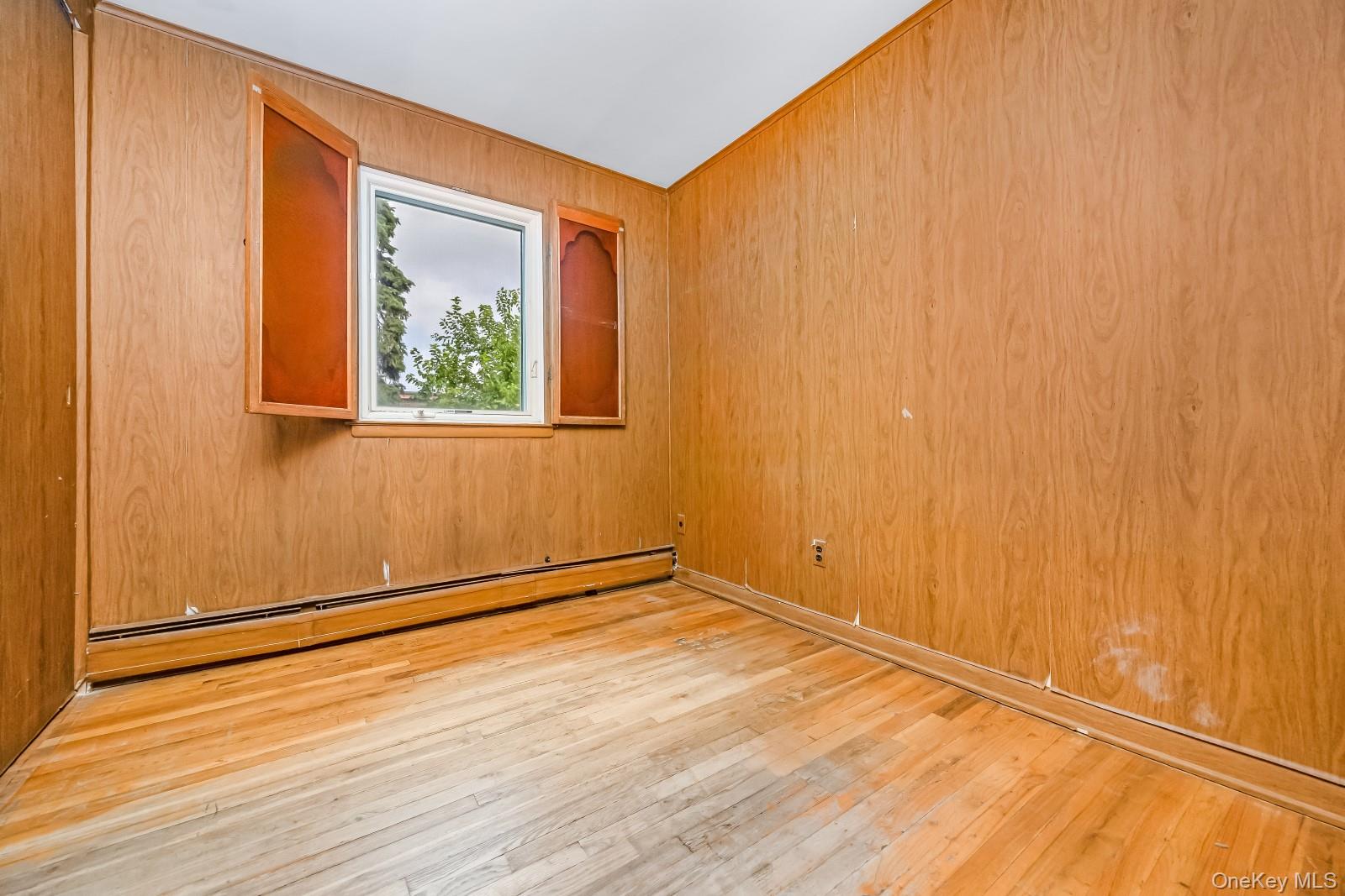 58-30 75th Street Property Photo 23