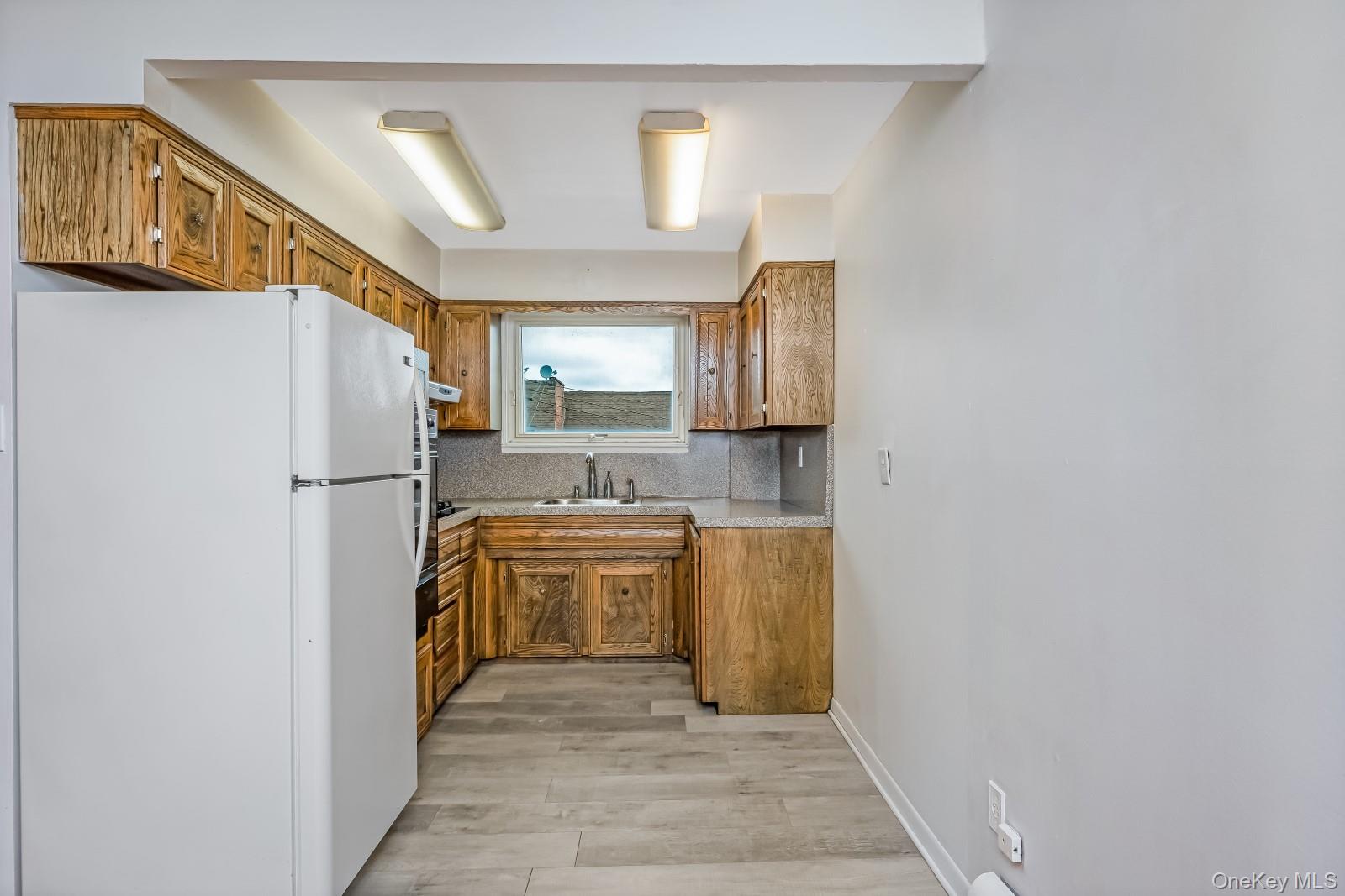 58-30 75th Street Property Photo 32