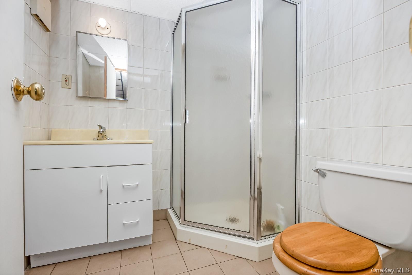 58-30 75th Street Property Photo 47