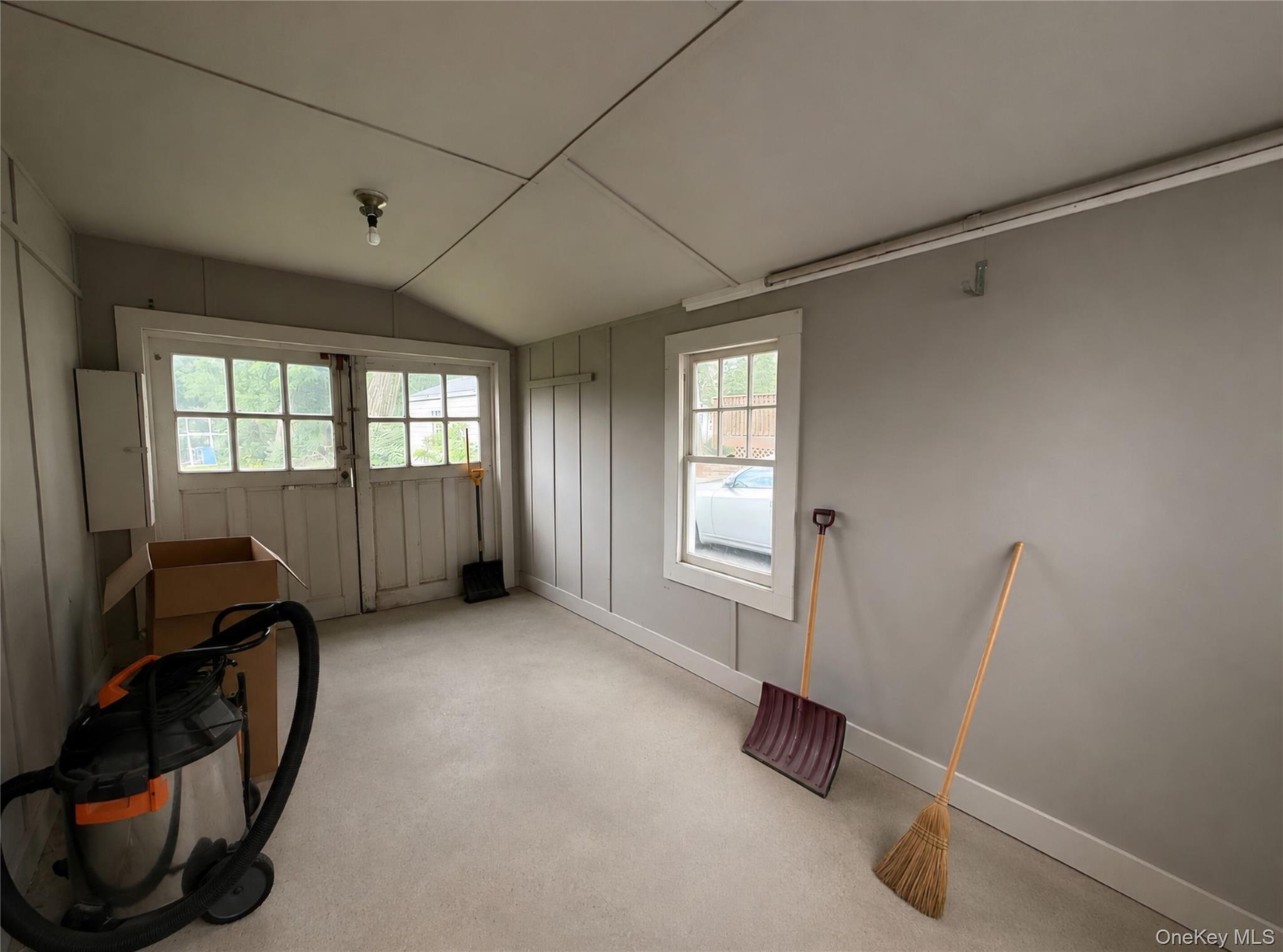 15 Tusten Avenue 2 Property Photo 4