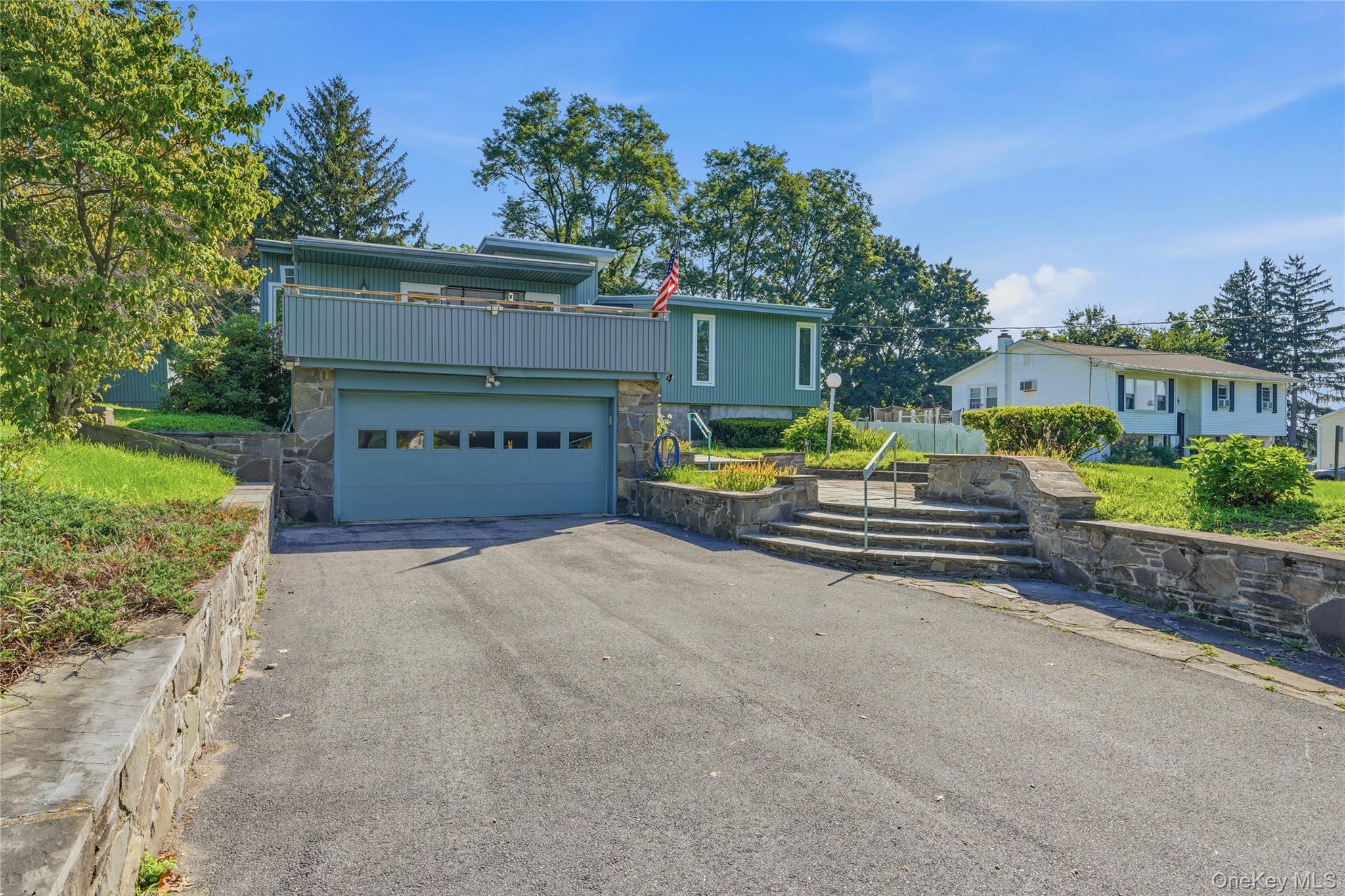 46 Kevin Heights Property Photo 2