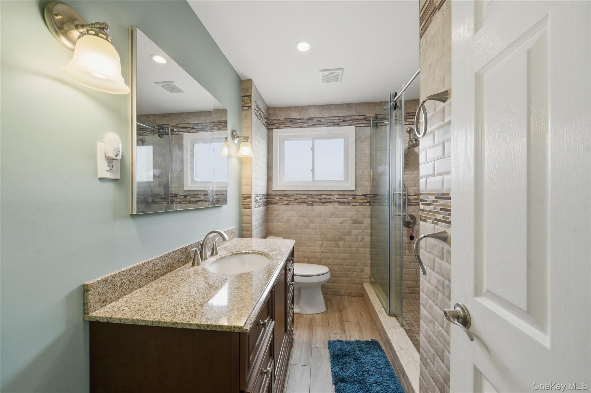 4 Farragut Avenue Property Photo 8
