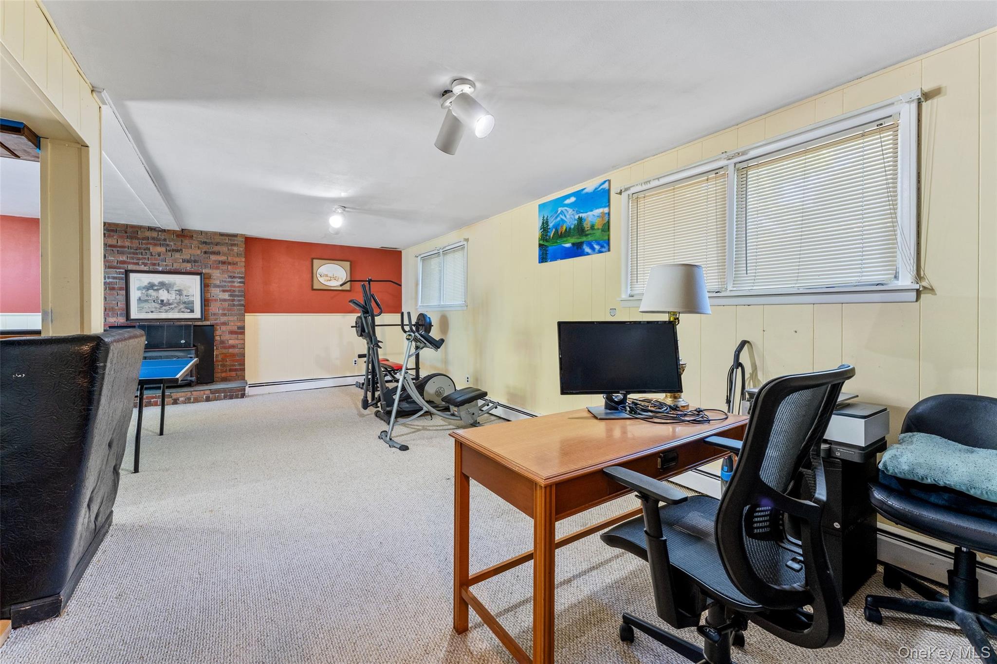 182 Geymer Drive Property Photo 23