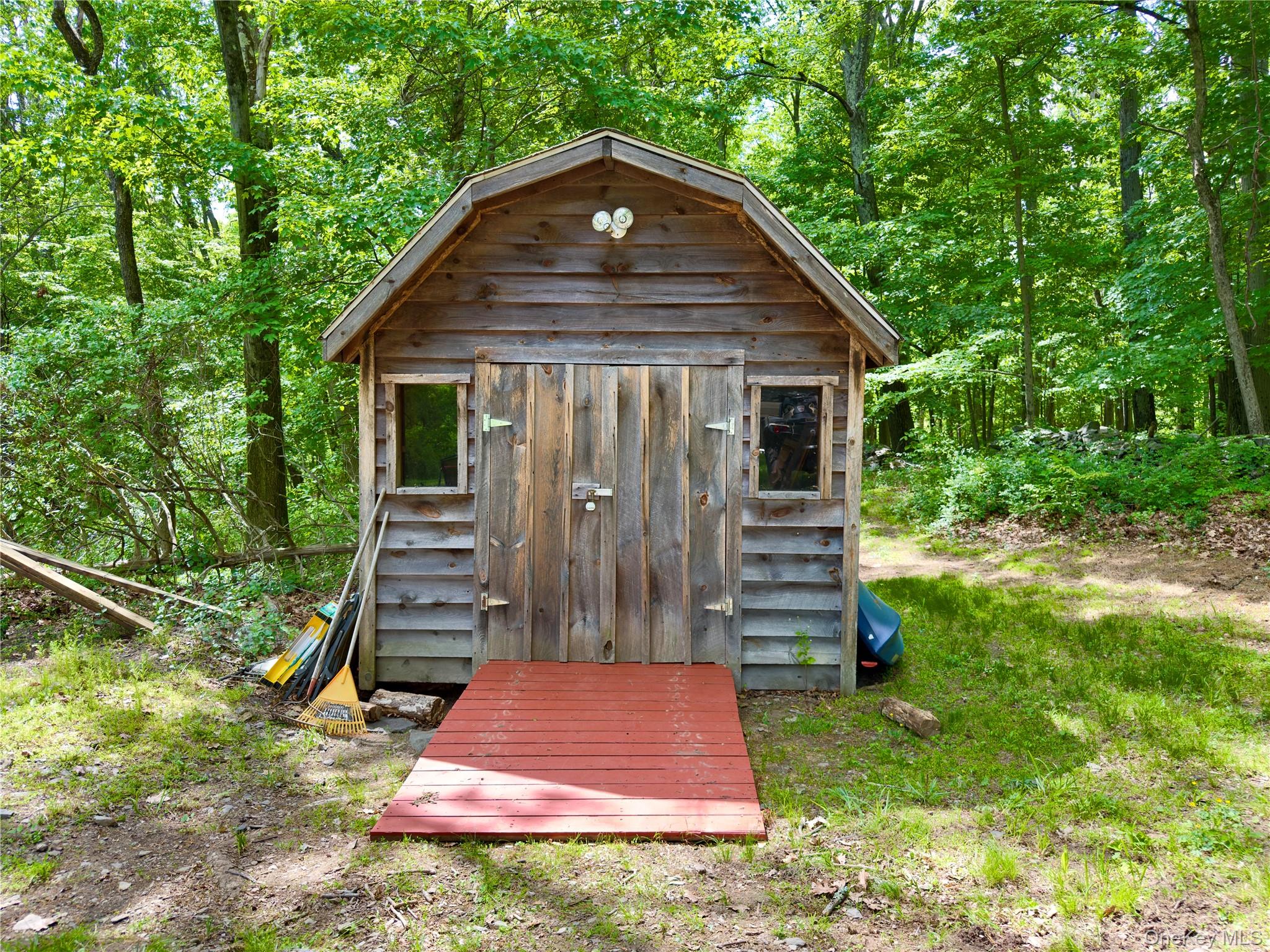 15 Forest Drive Property Photo 12