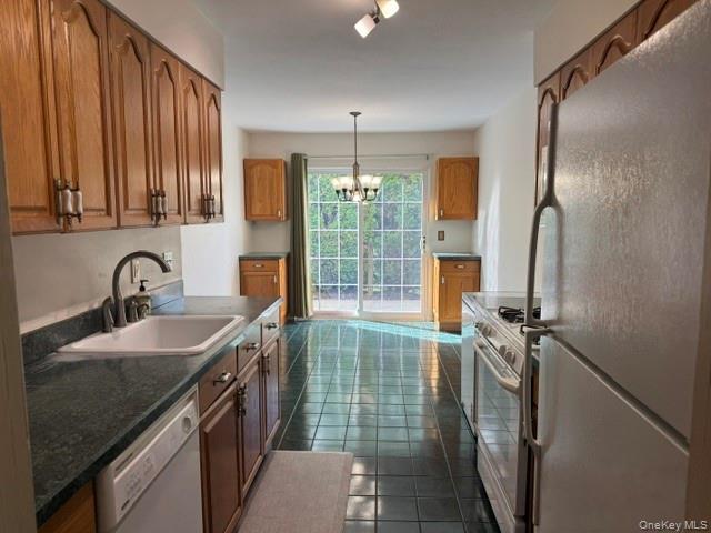 34 Candlestick Court Property Photo 9
