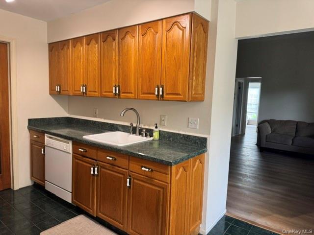34 Candlestick Court Property Photo 13