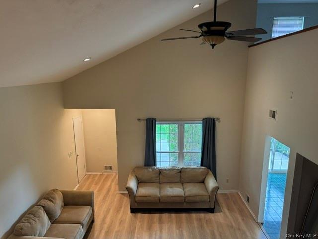 34 Candlestick Court Property Photo 25