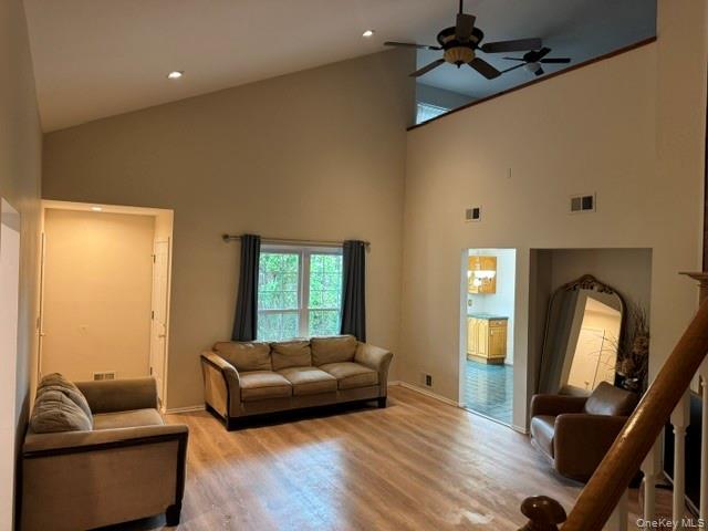 34 Candlestick Court Property Photo 27