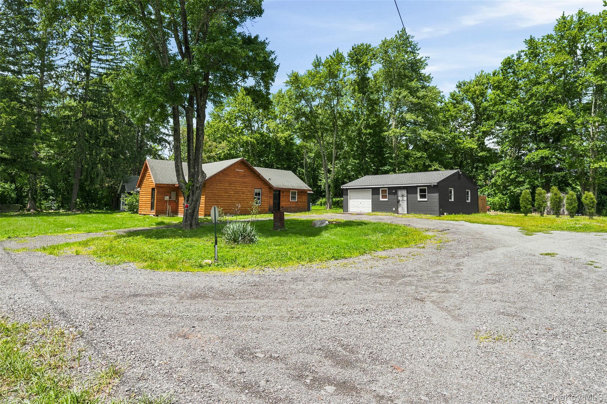 290 Route 17k Property Photo 2