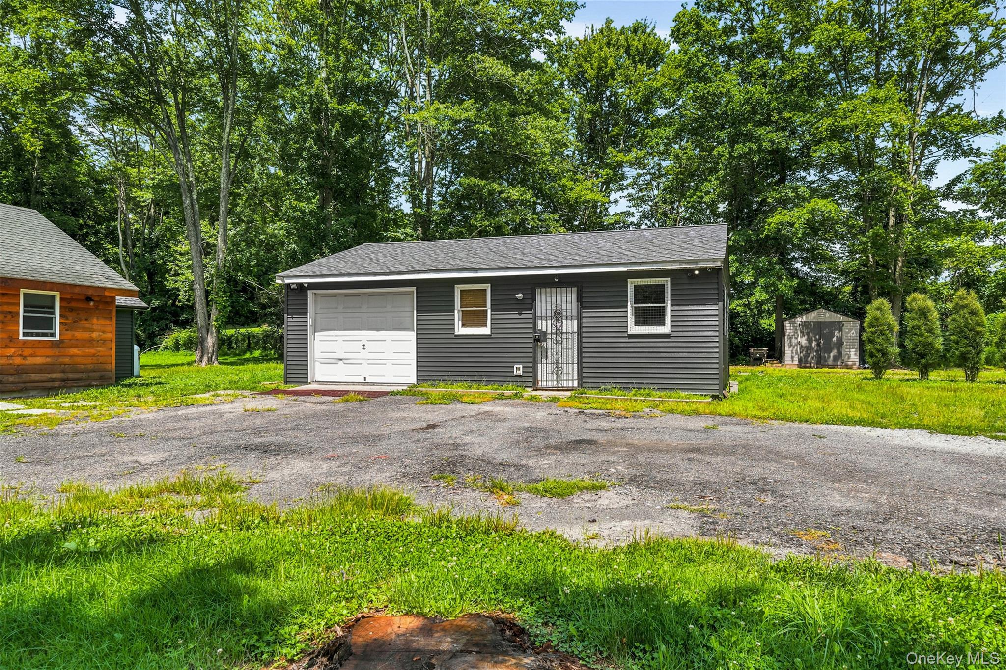 290 Route 17k Property Photo 25