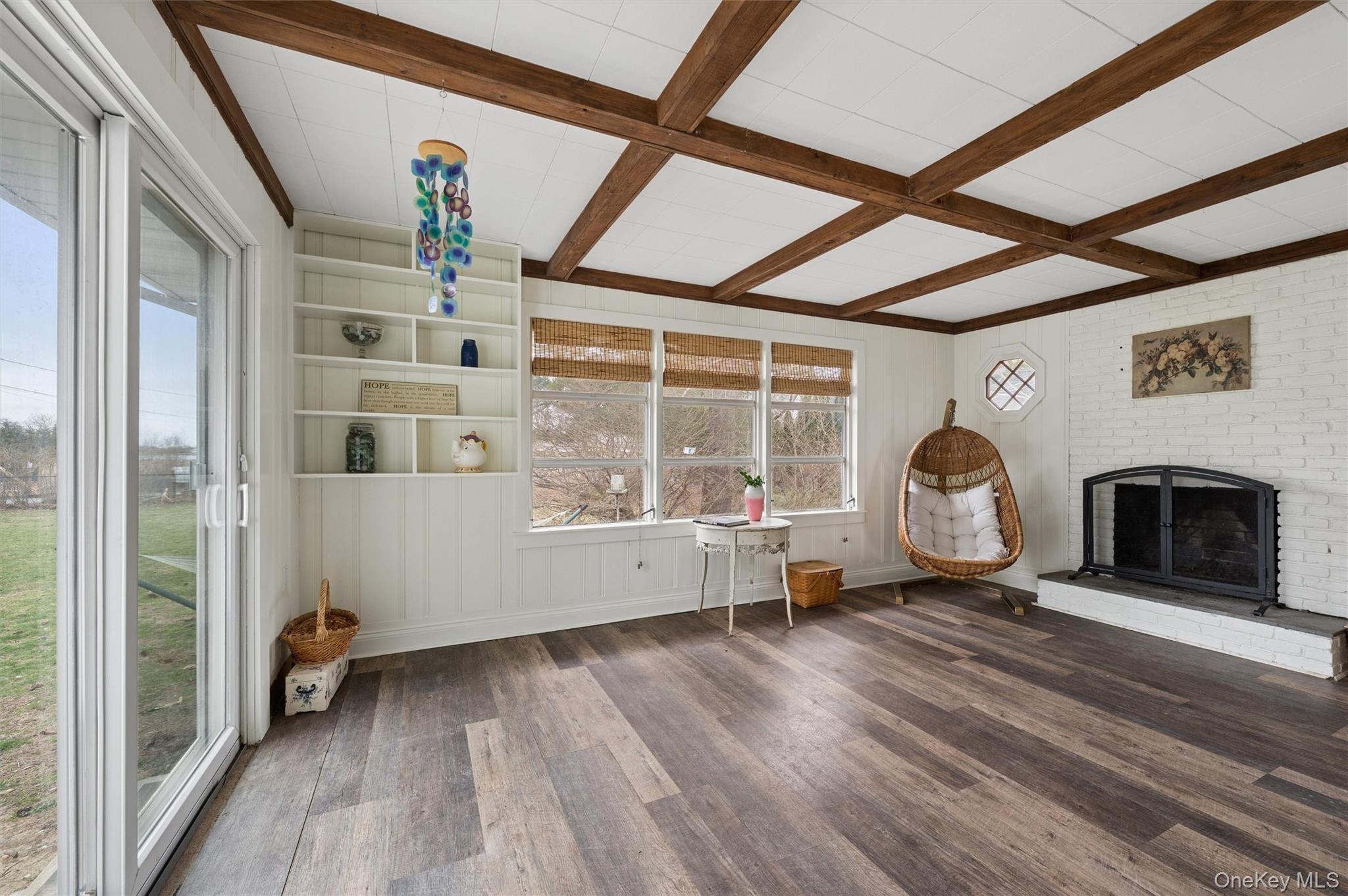 84 Evergreen Avenue Property Photo 10