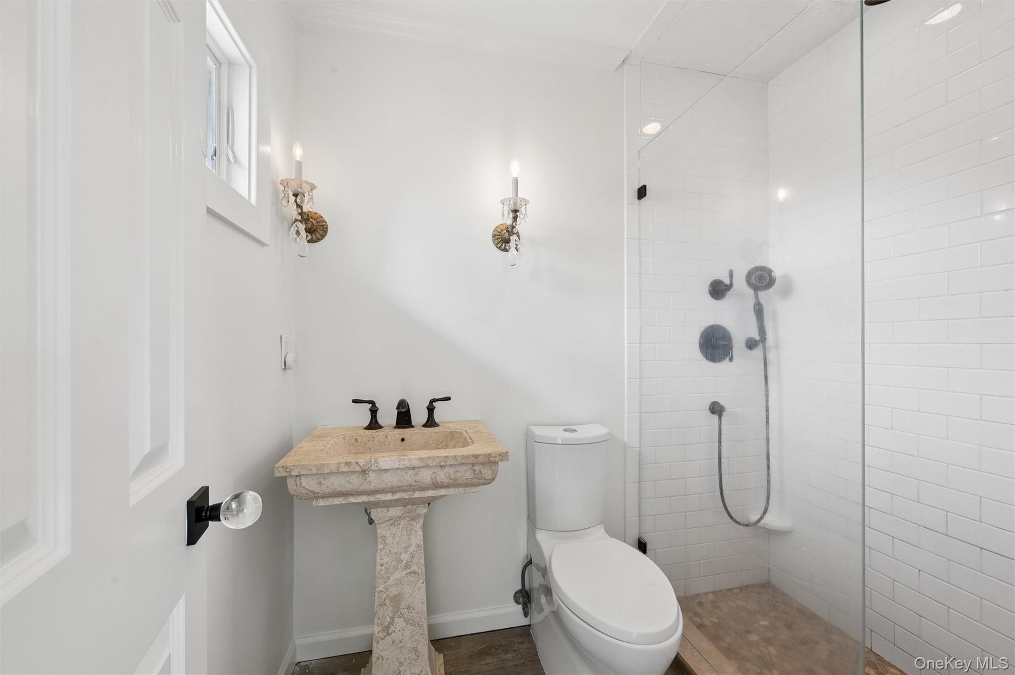 84 Evergreen Avenue Property Photo 12
