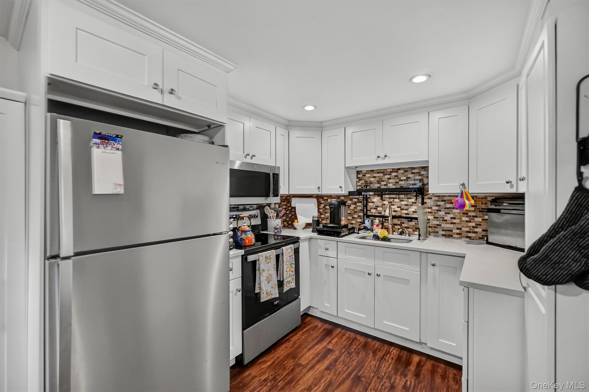 1006 Parr Meadow Drive 10e Property Photo 6