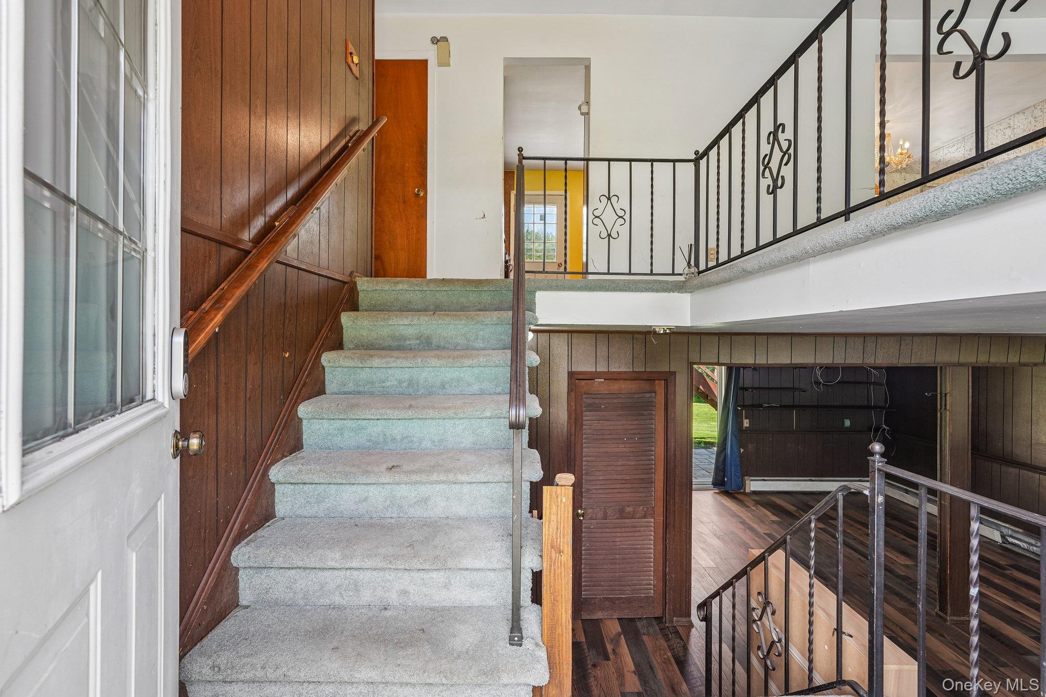 105 Vails Gate Heights Drive Property Photo 3