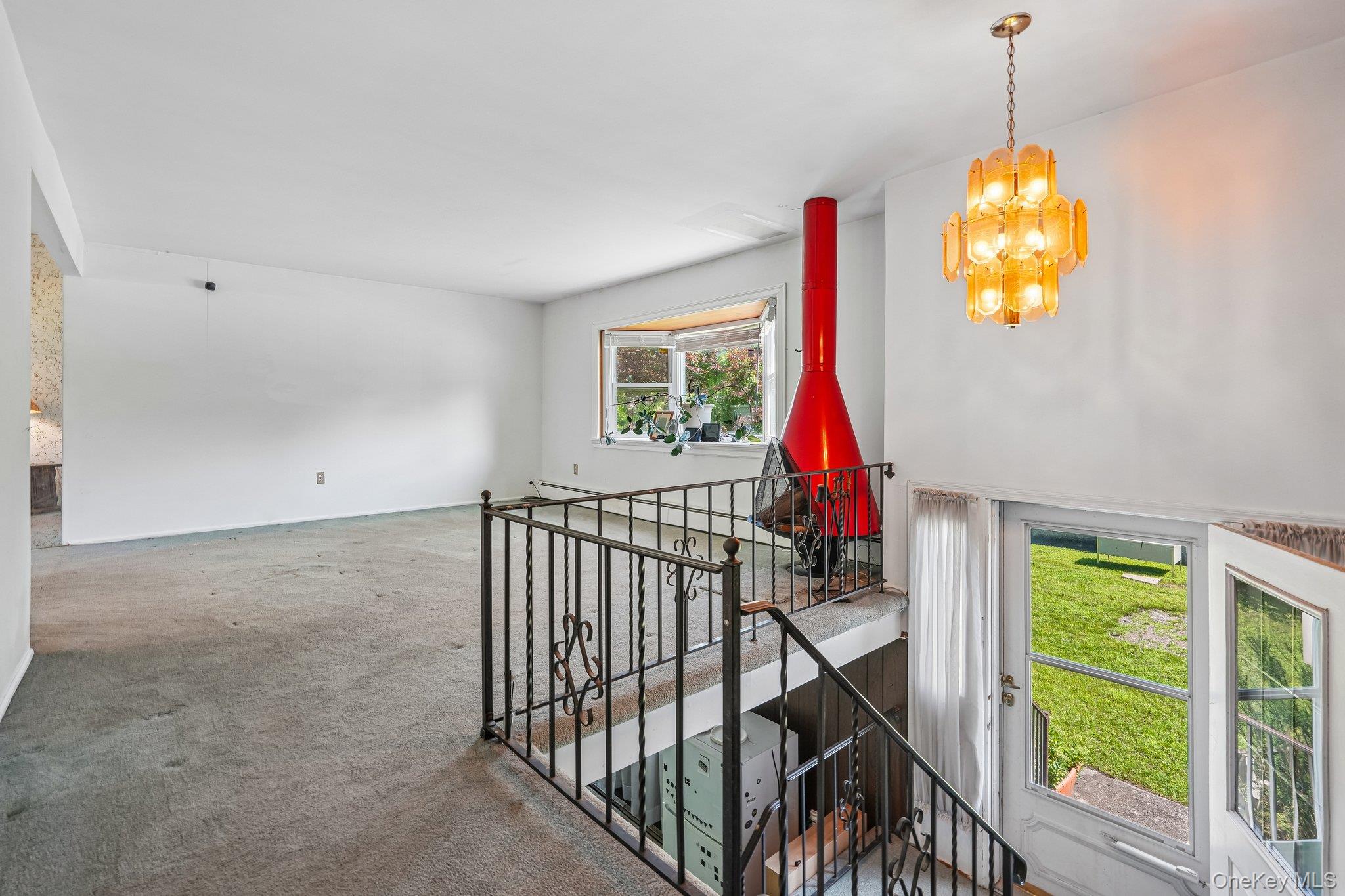 105 Vails Gate Heights Drive Property Photo 4