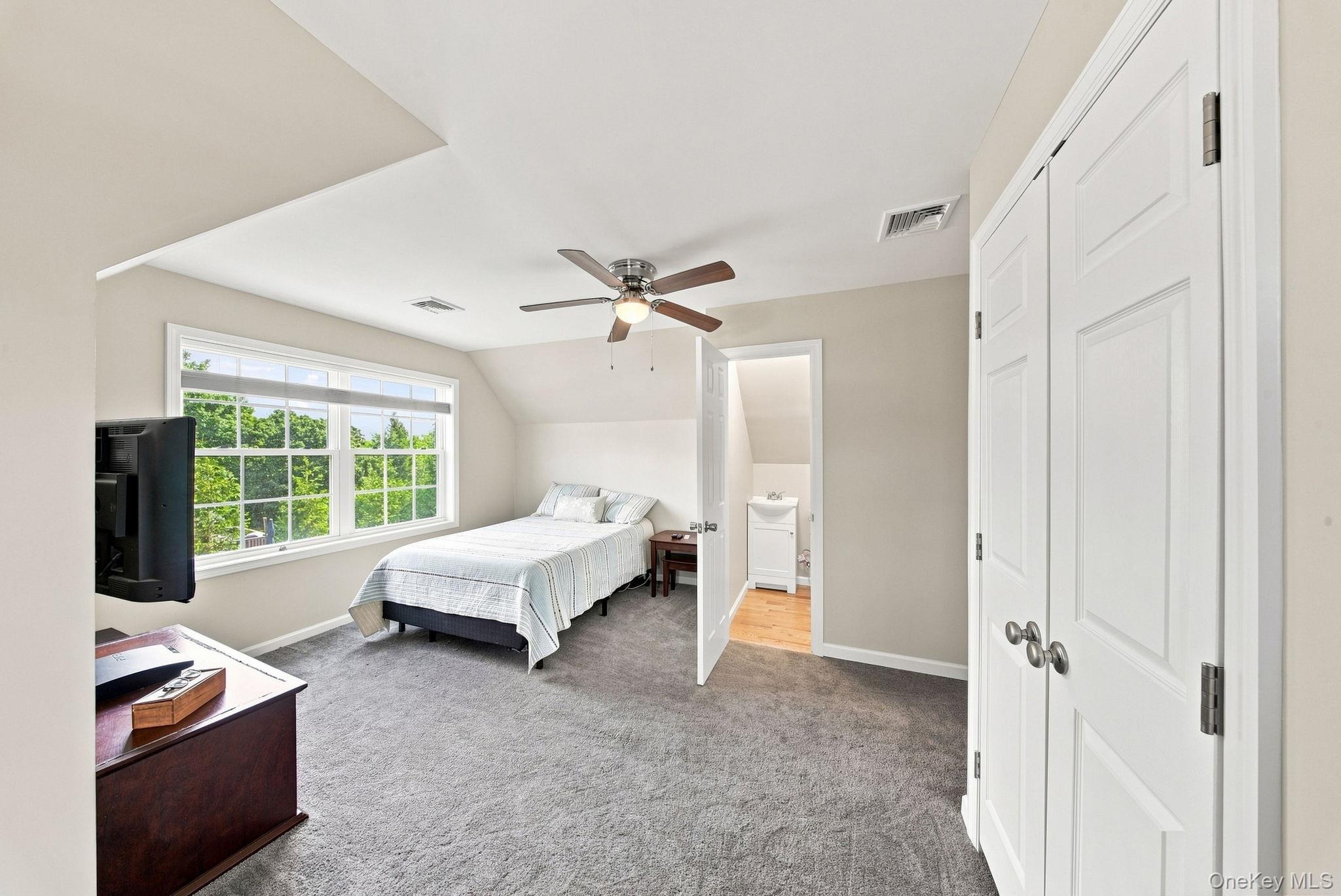 14 Robalene Drive Property Photo 34