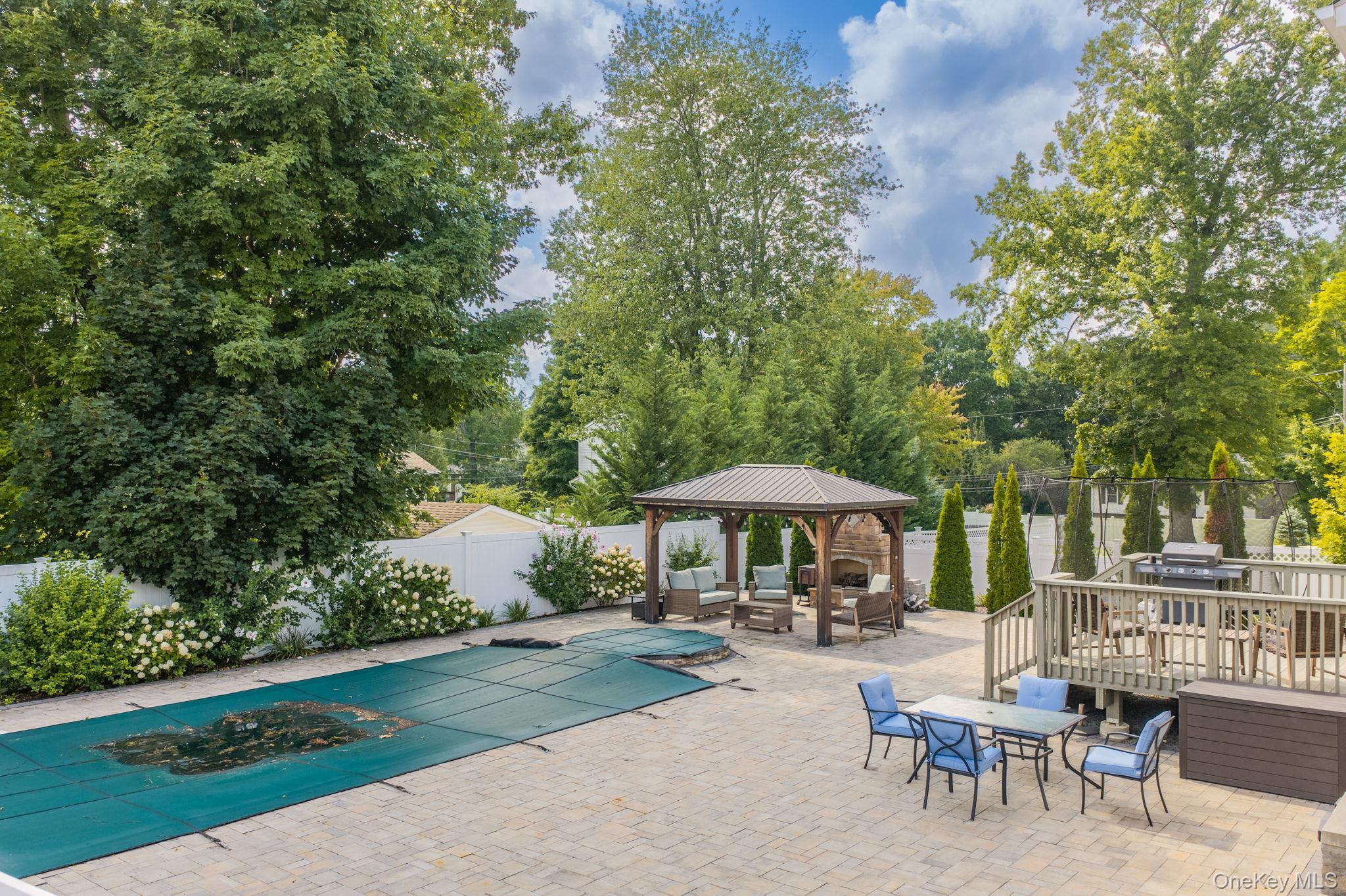 14 Robalene Drive Property Photo 45