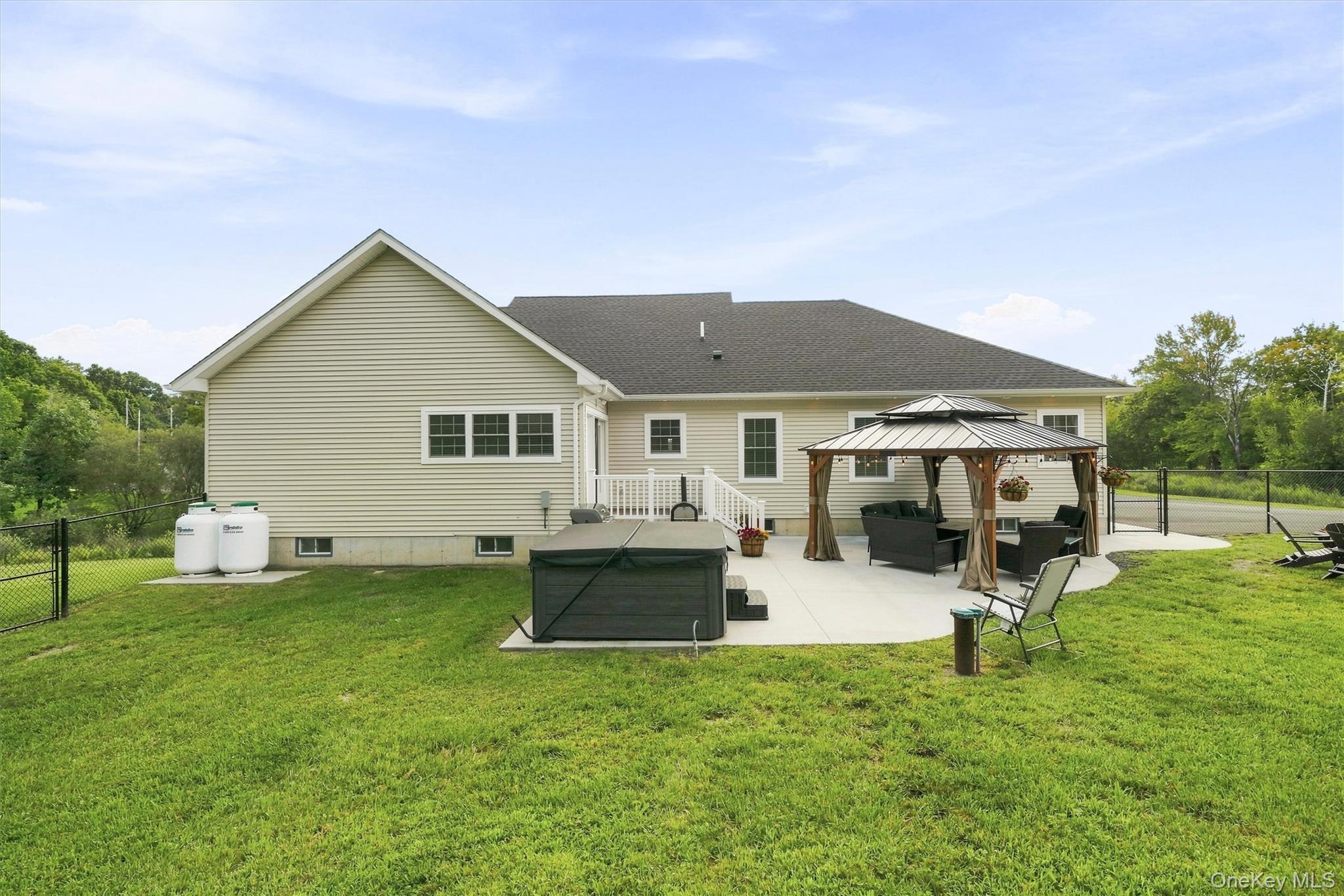 19 Firemens Lane Property Photo 41