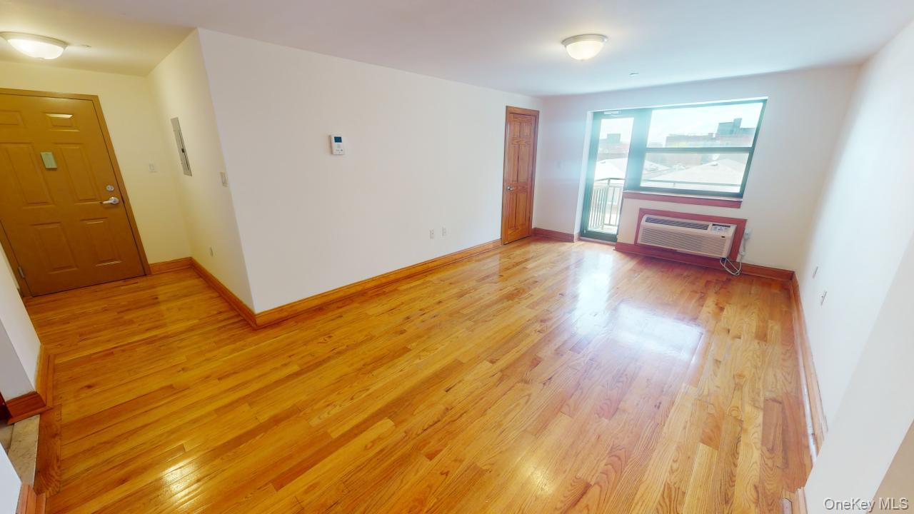135-23 82nd Avenue 3e Property Photo 8