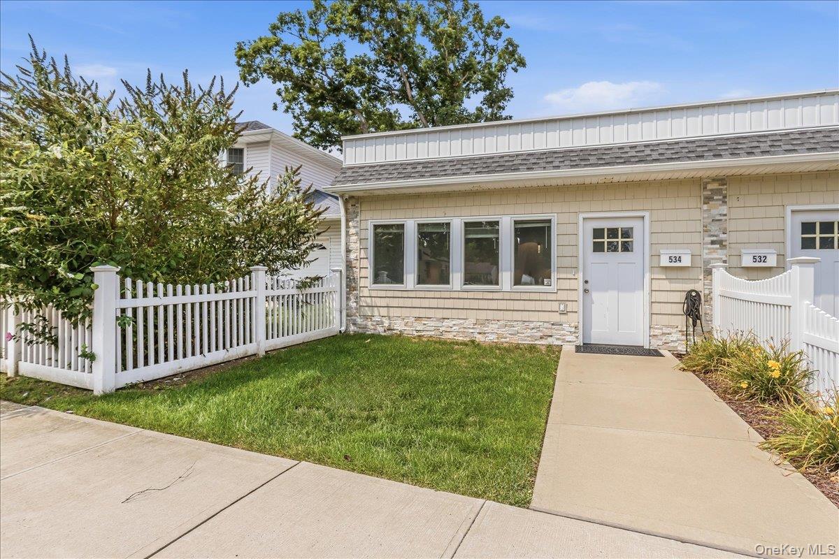 534 Bellmore Road Property Photo 1