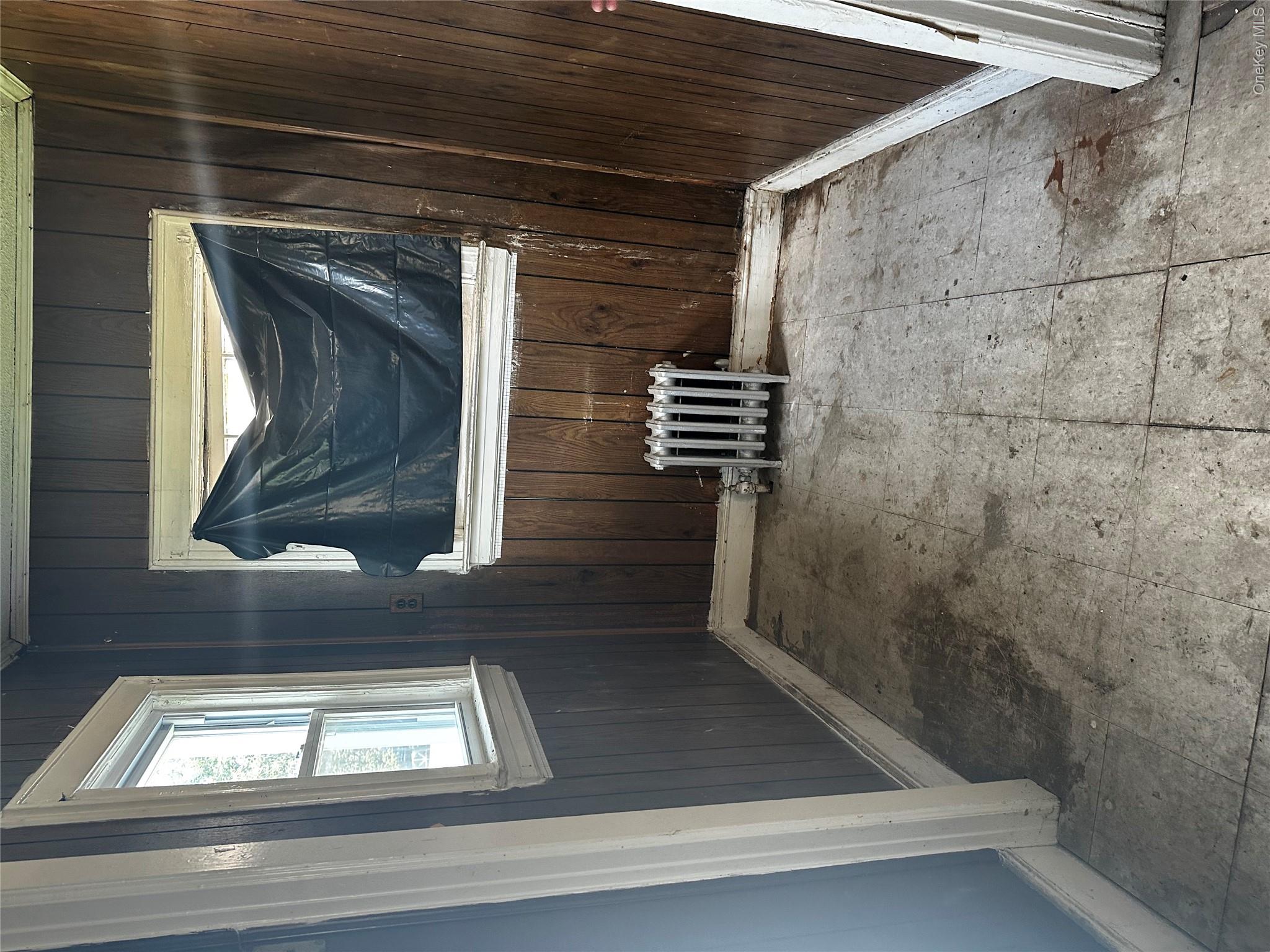 11824 219th Street Property Photo 7