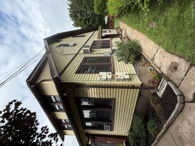 176 Orange Avenue Property Photo 2