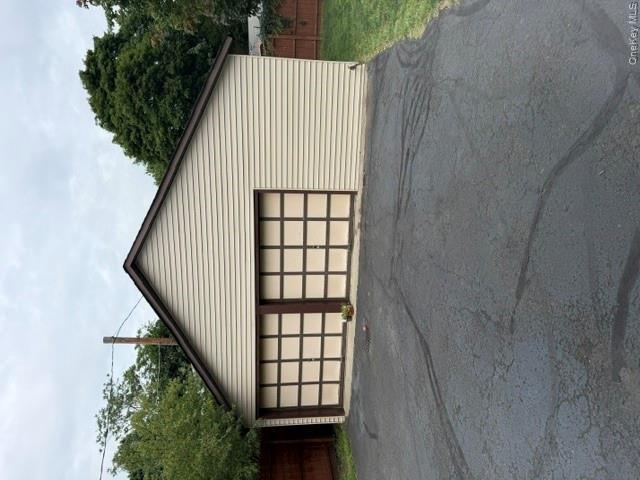176 Orange Avenue Property Photo 9