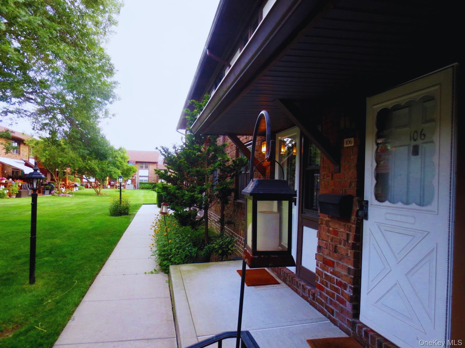 106 Mariners Way Property Photo 2