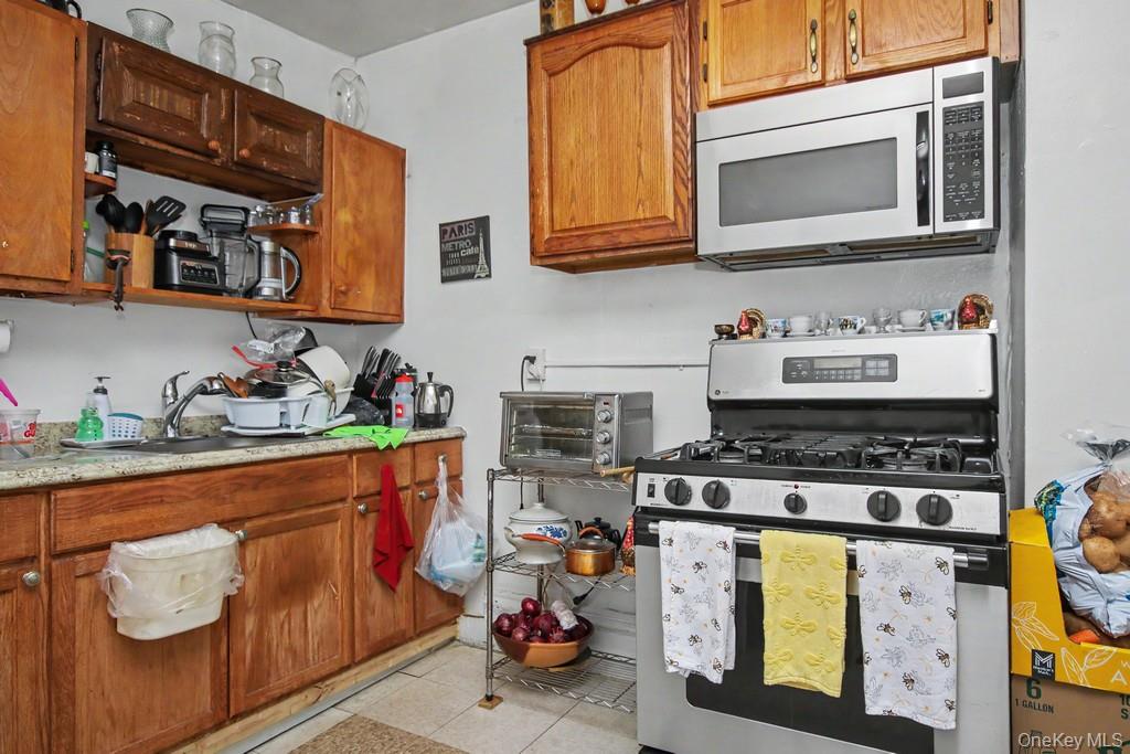 17 19 Edward Street Property Photo 4