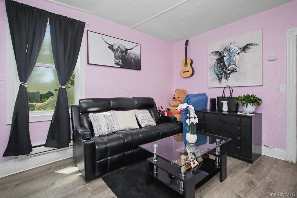 17 19 Edward Street Property Photo 9