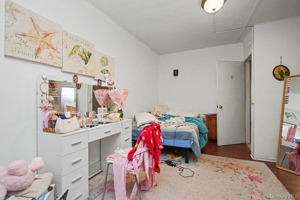 17 19 Edward Street Property Photo 33