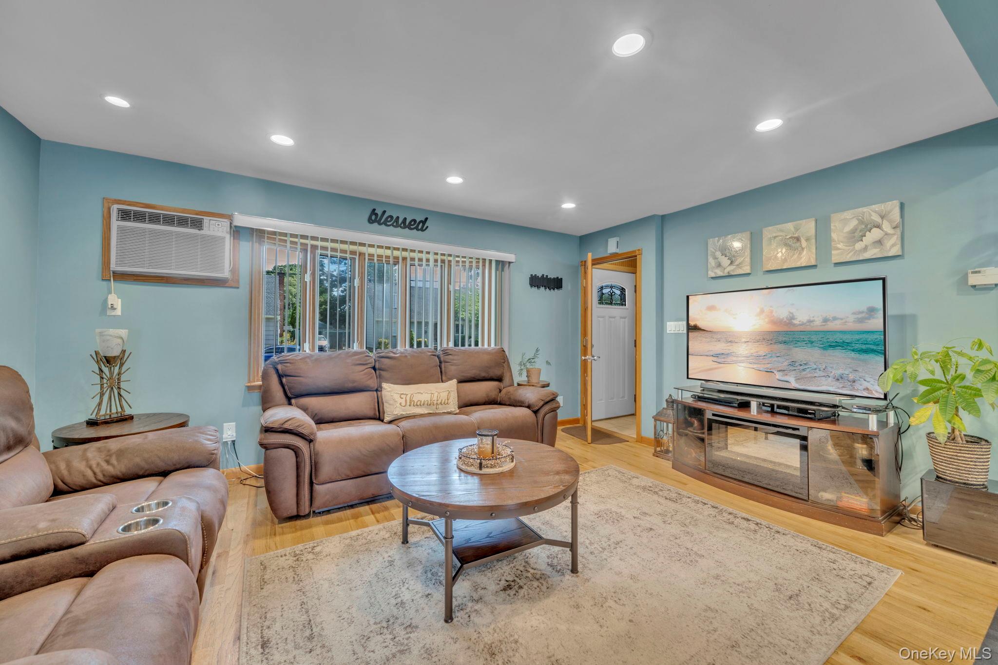 20 Cornwall Lane Property Photo 6
