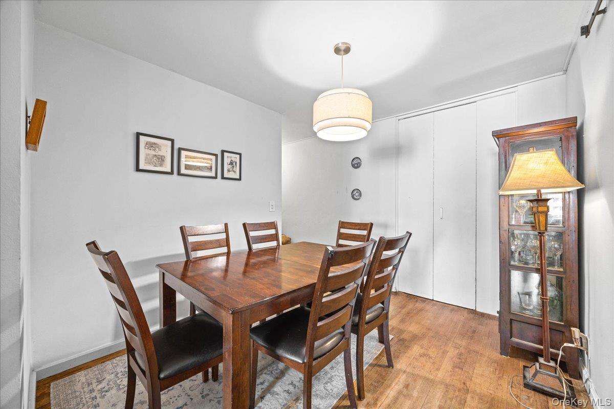 5700 Arlington Avenue 18v Property Photo 7