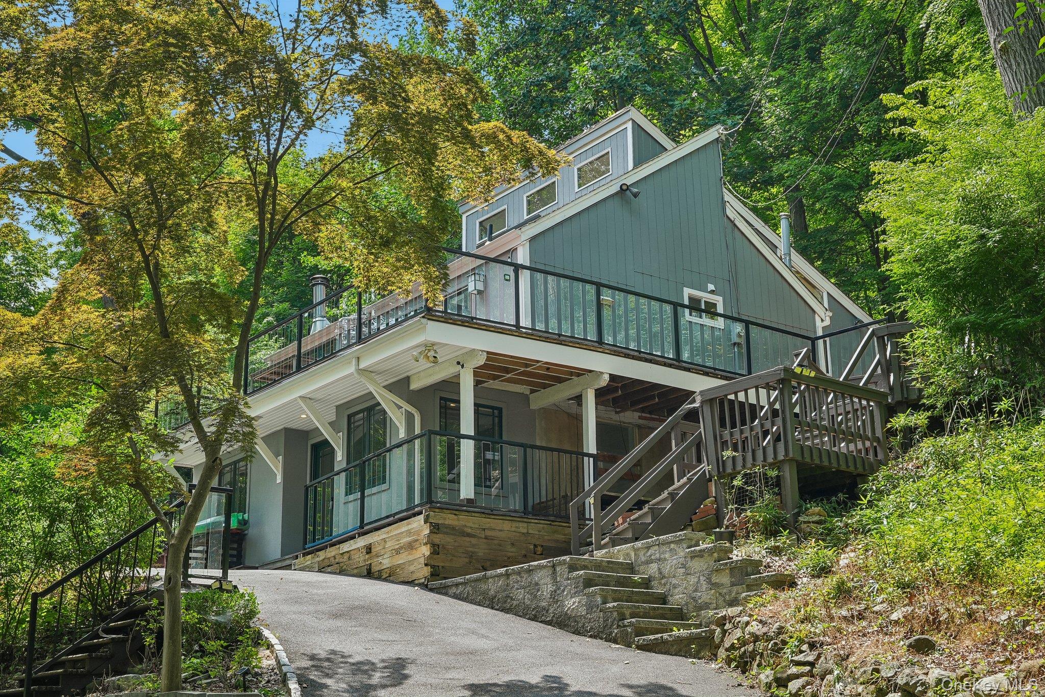 736 Route 9w Property Photo 1