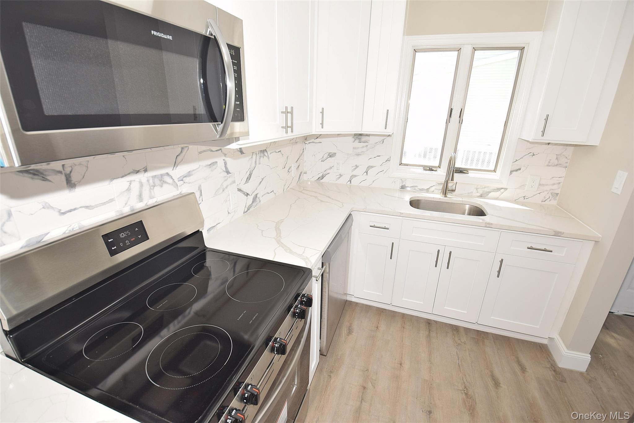 112 Raynor Street Property Photo 8