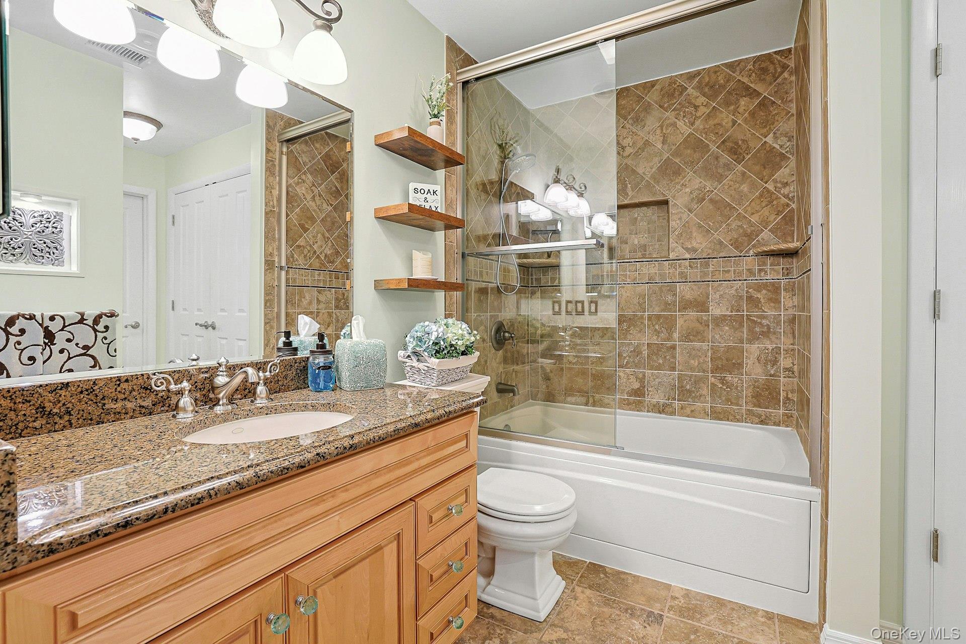 279 Treetop Circle Property Photo 23