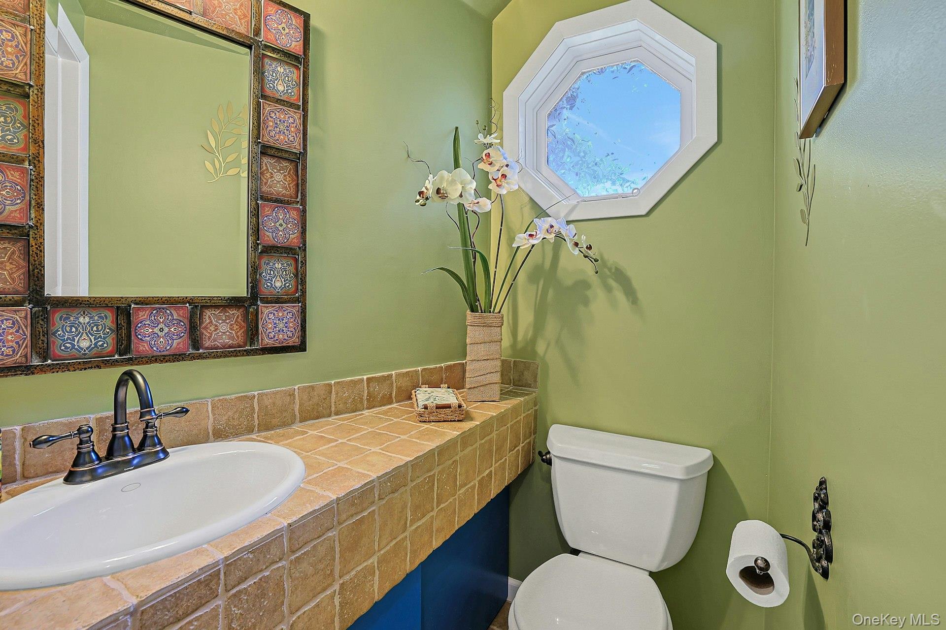 279 Treetop Circle Property Photo 24