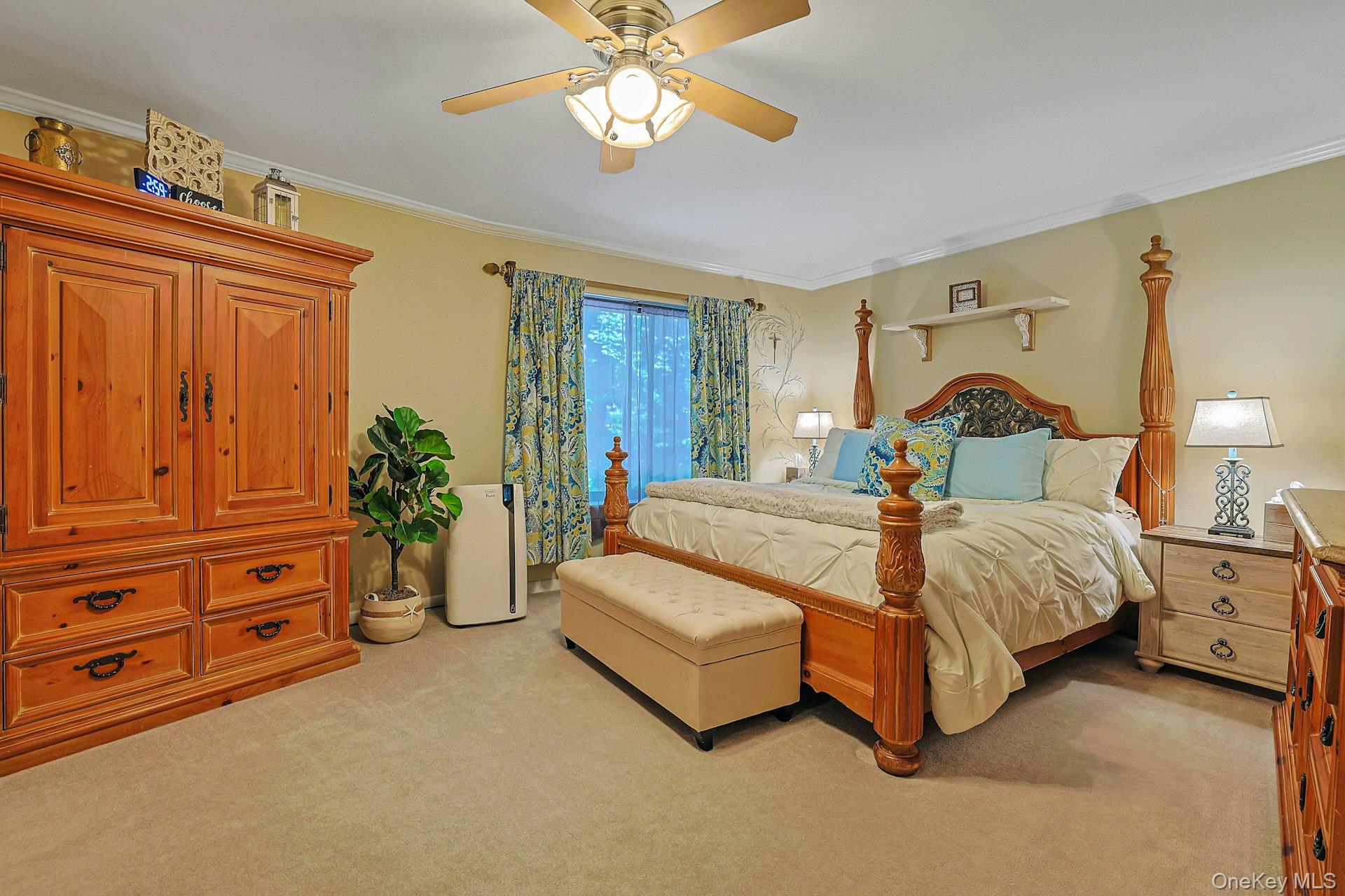 279 Treetop Circle Property Photo 25