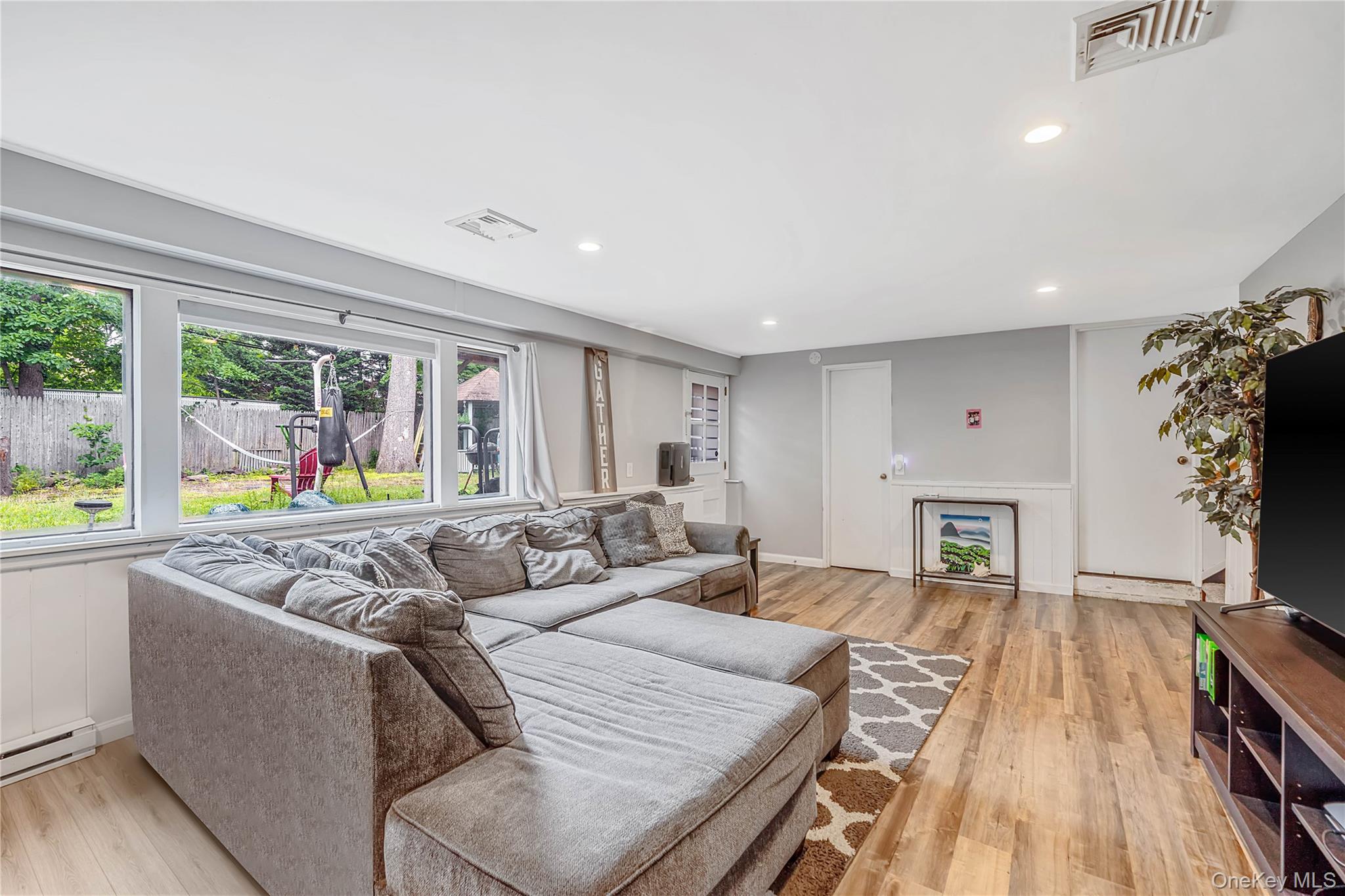 2275 Hynes Place Property Photo 15