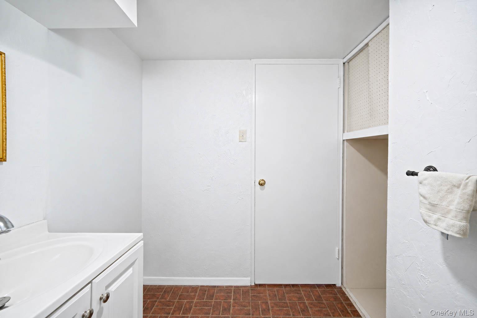 2275 Hynes Place Property Photo 26