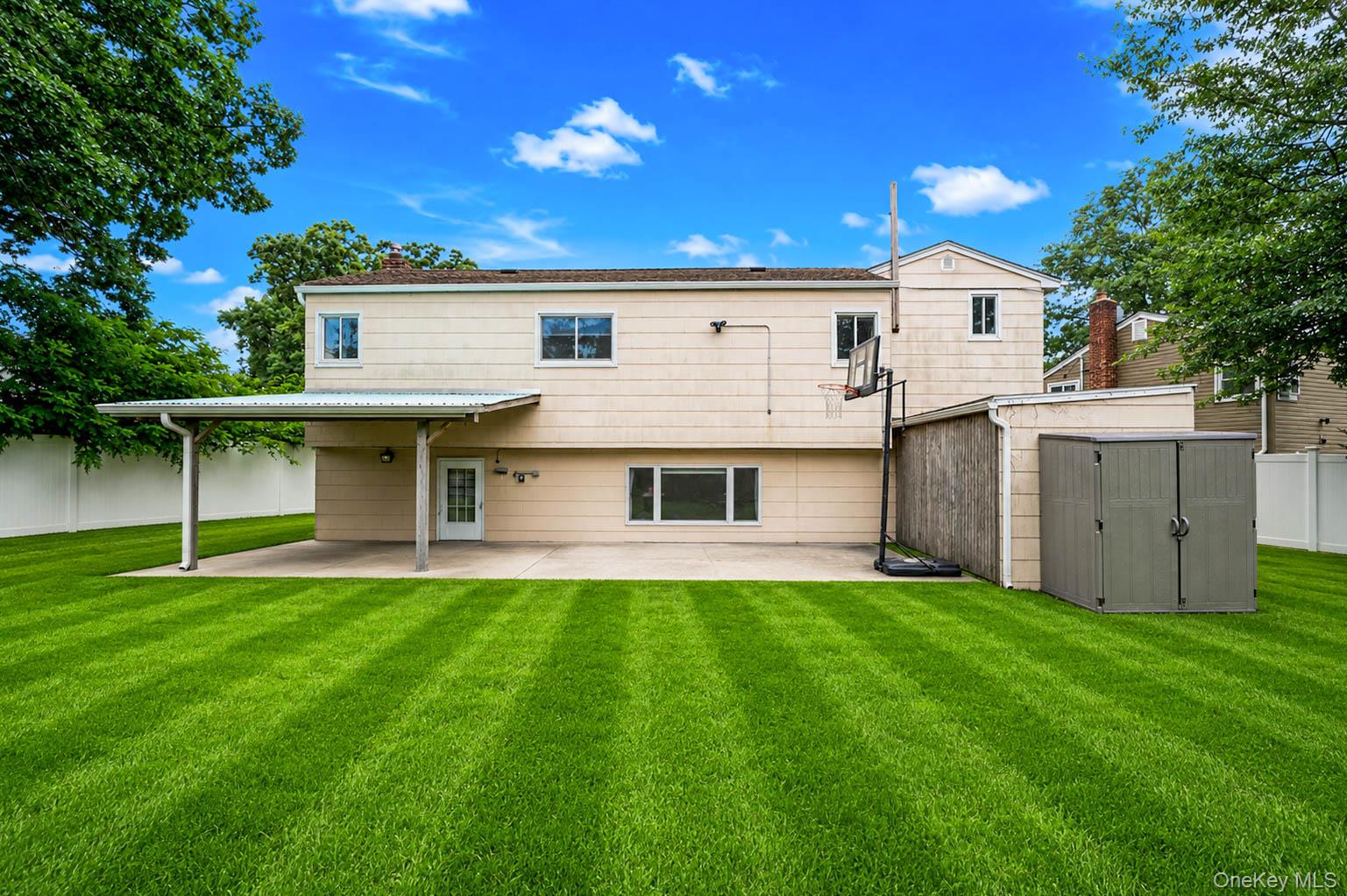 2275 Hynes Place Property Photo 32