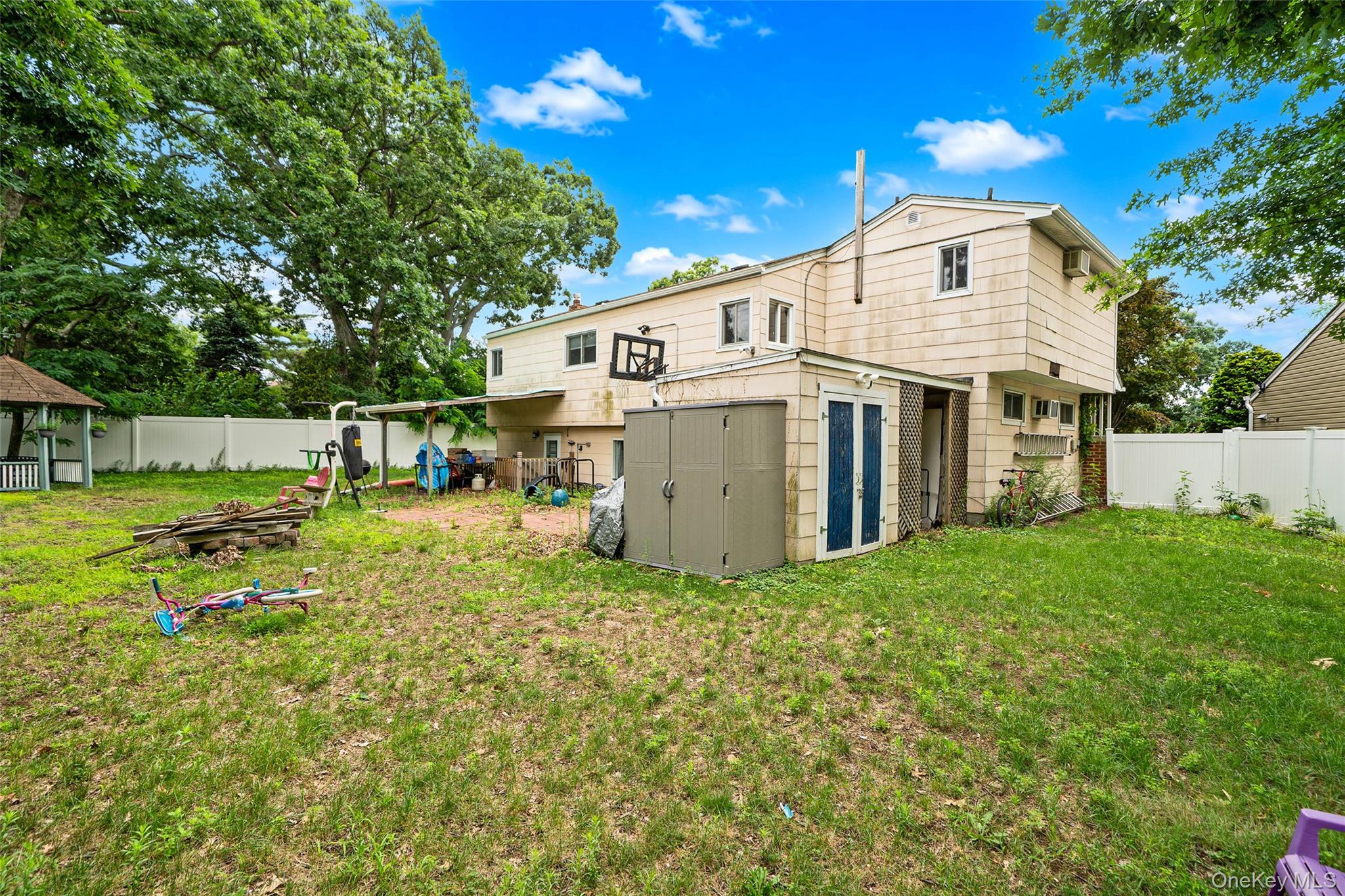 2275 Hynes Place Property Photo 33