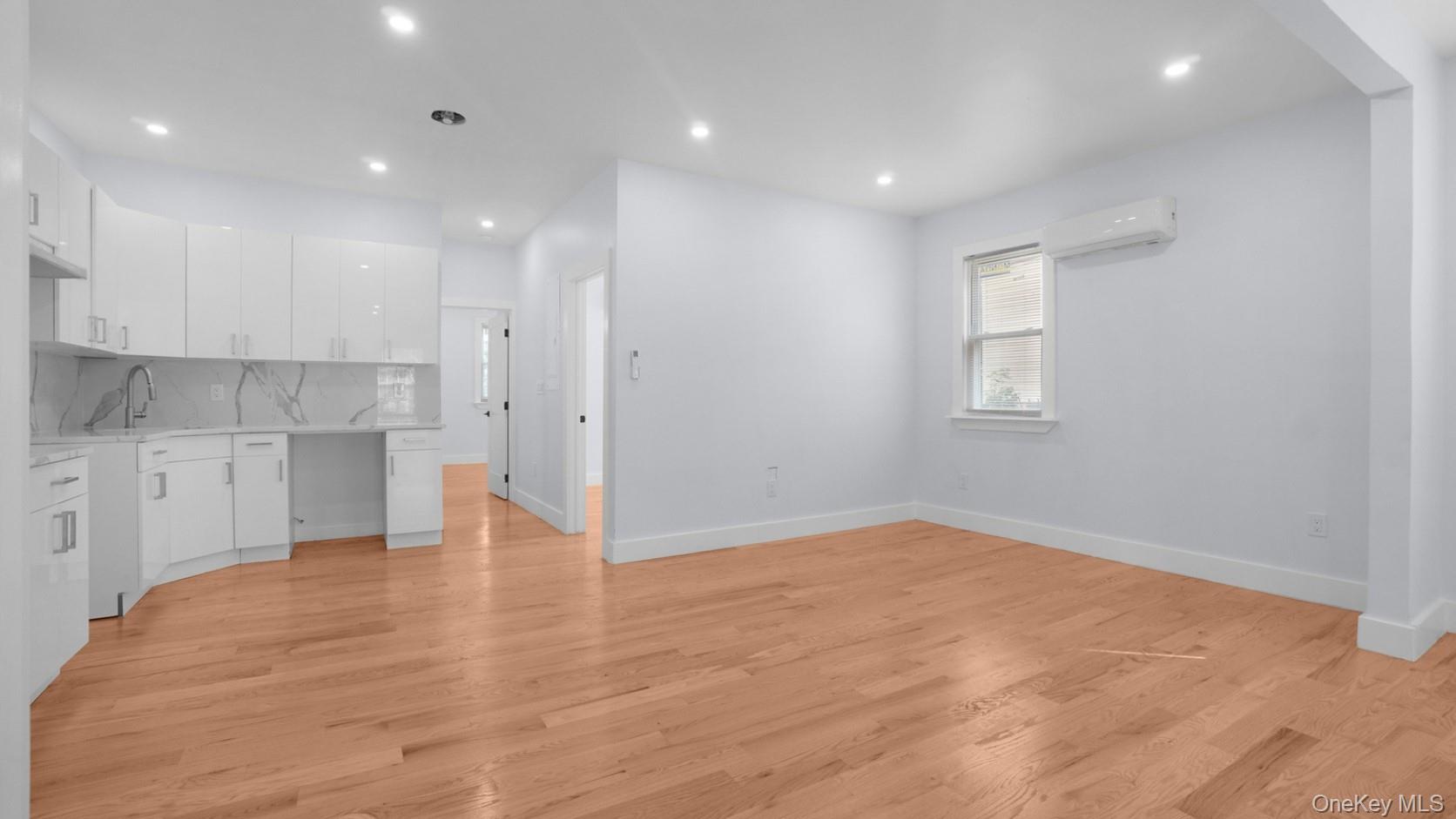 2272 Sedgwick Avenue Property Photo 11