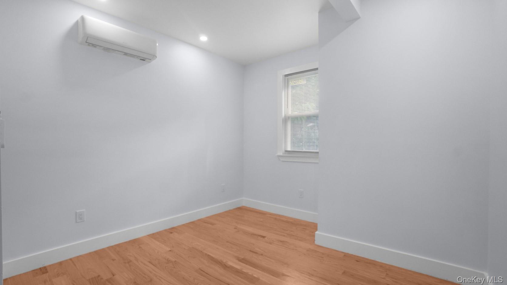2272 Sedgwick Avenue Property Photo 17