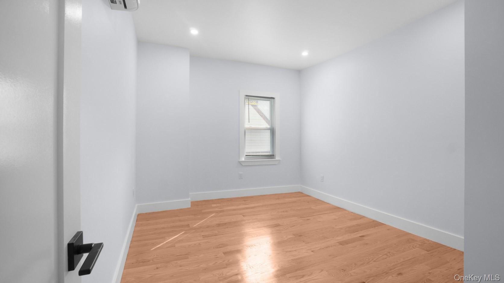 2272 Sedgwick Avenue Property Photo 20