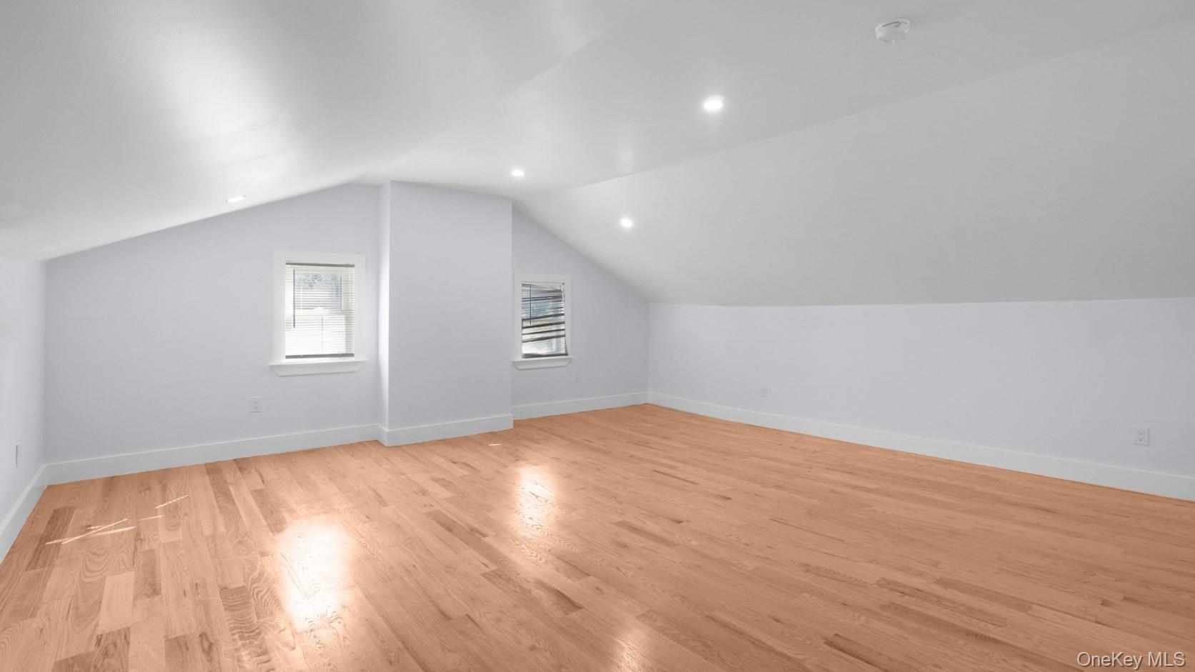 2272 Sedgwick Avenue Property Photo 23